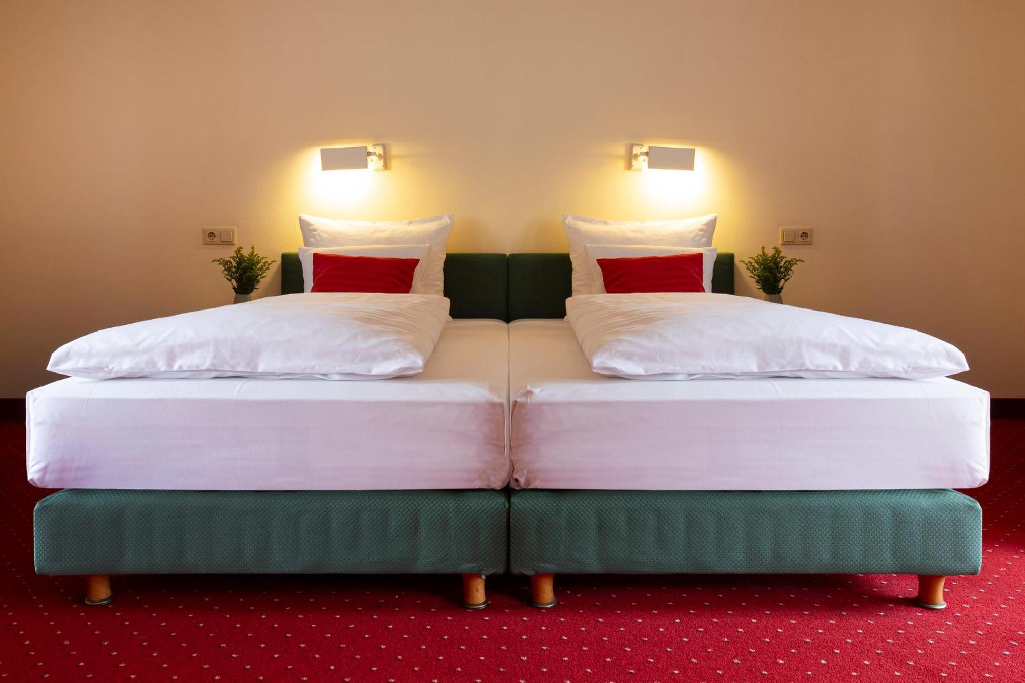 Hotel Biederstein Am Englischen Garten — Photos 2